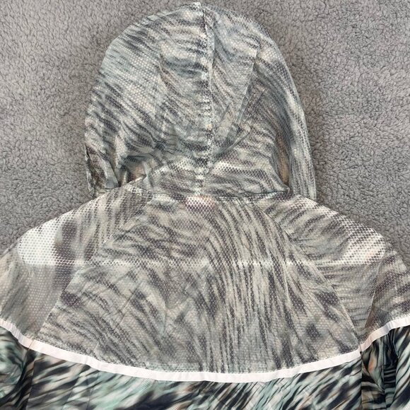 Nike Tech Hyperfuse Windrunner Women’s Medium 100% Nylon Jacket Animal‎ Print - Picture 11 of 12